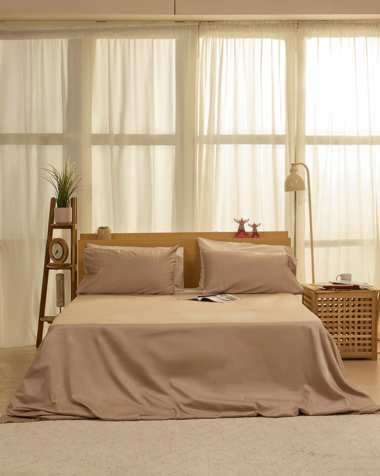 #Color_Taupe Brown