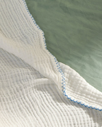 #Color_White with Blue Stitch