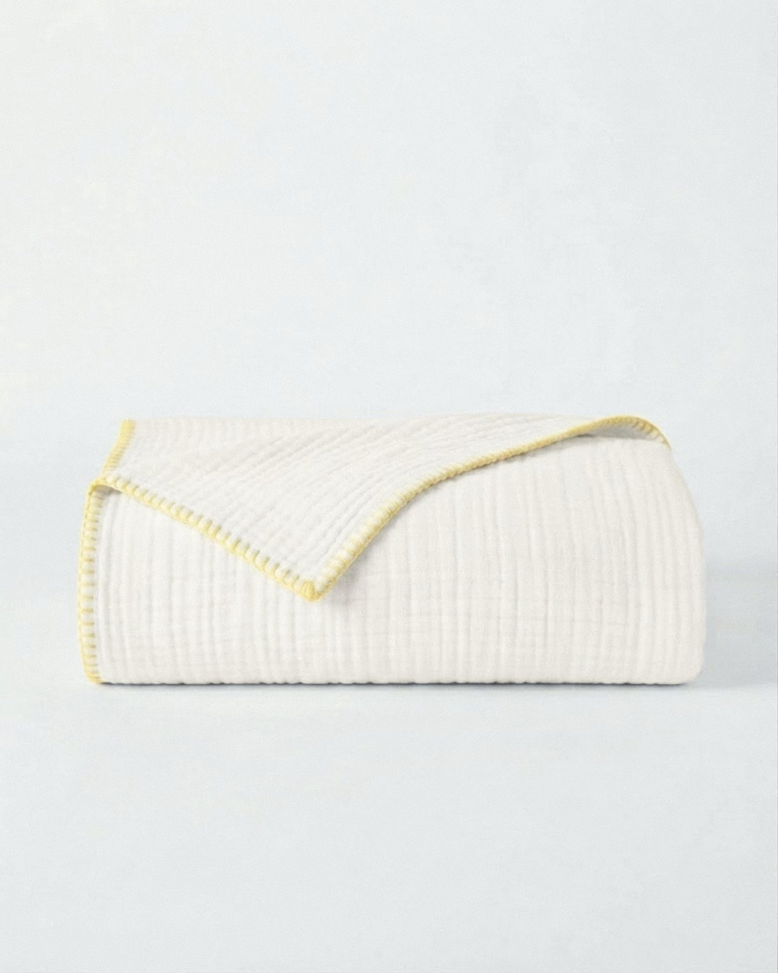 #color_White with Yellow Stitch